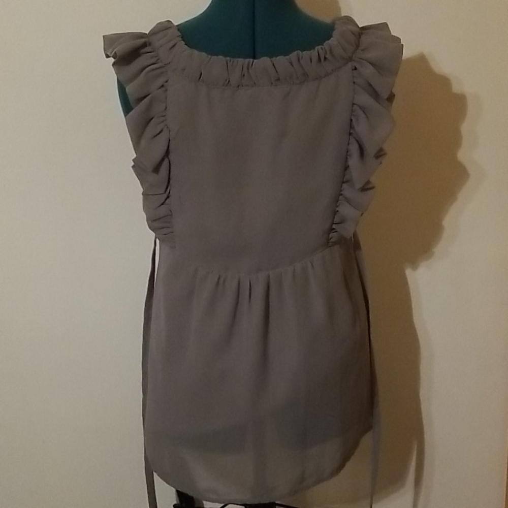 Ruffle blouse - Picture 2 of 3